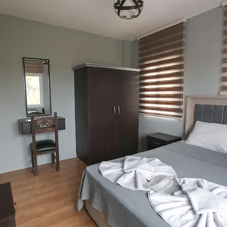 Ciftlik Hotell 3*