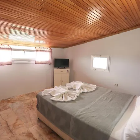 Hotell Ciftlik Çeşme