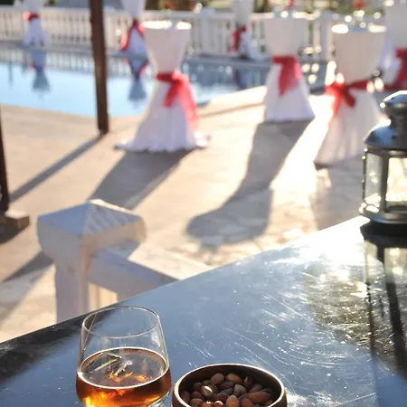 Hotell Ciftlik Çeşme