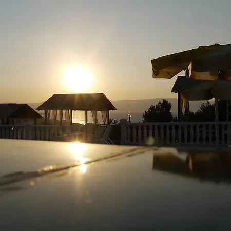 Hotell Ciftlik Çeşme