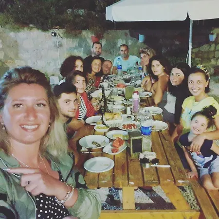 Ciftlik Szálloda Çeşme