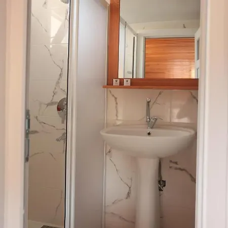 Ciftlik Otel