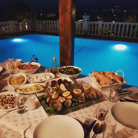 Ciftlik Otel 3*
