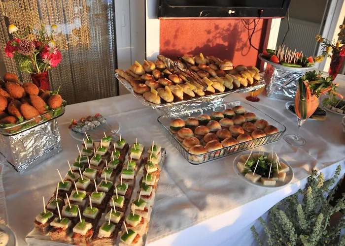 基弗特里克酒店 Çeşme