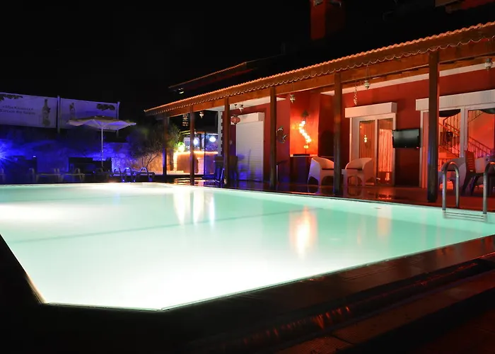 酒店 基弗特里克酒店 Çeşme