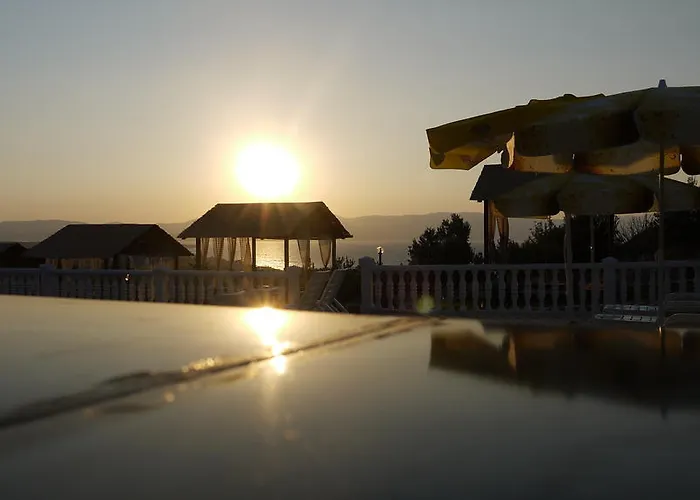 酒店 基弗特里克酒店 Çeşme